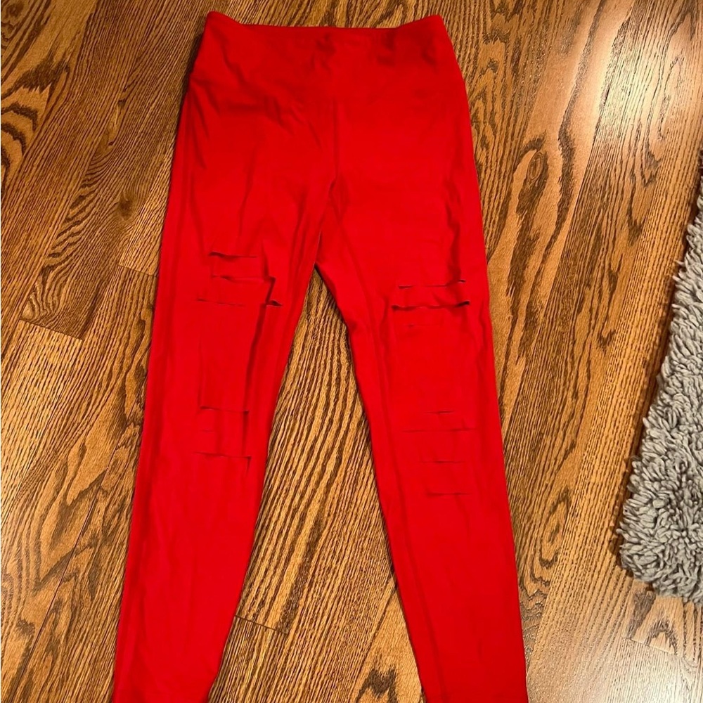 Size 4 ziya slashed leggings. Worn once and too small!